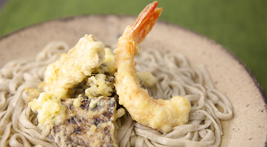 天ぷら黒麦うどん
